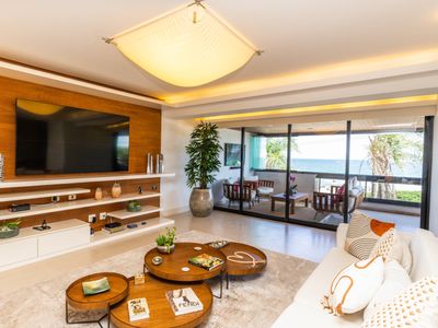 Luxury Beach Front Paradise! Daily Maid Service!