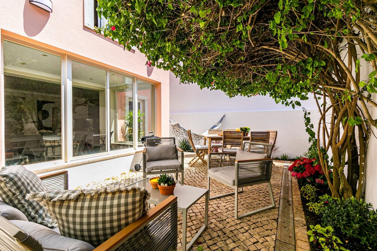 NEW Historic Center House with Patio gallery image 2