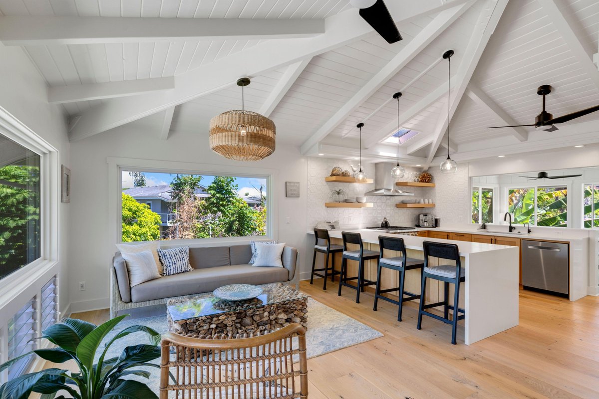 Private Hot tub & Steps from Hanalei Bay