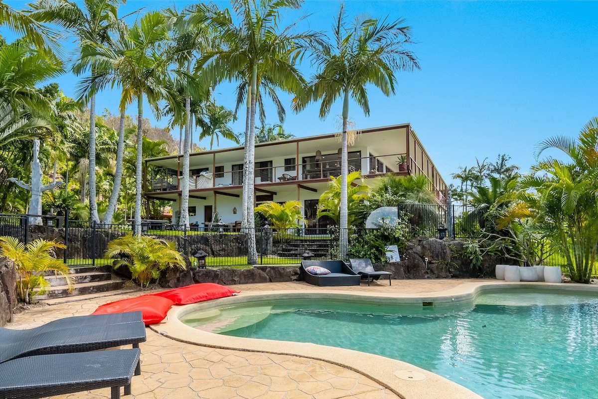 Samkara Byron stunning ocean and hinterland views gallery image 2