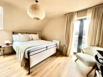 Midland Suites- Apartment 6