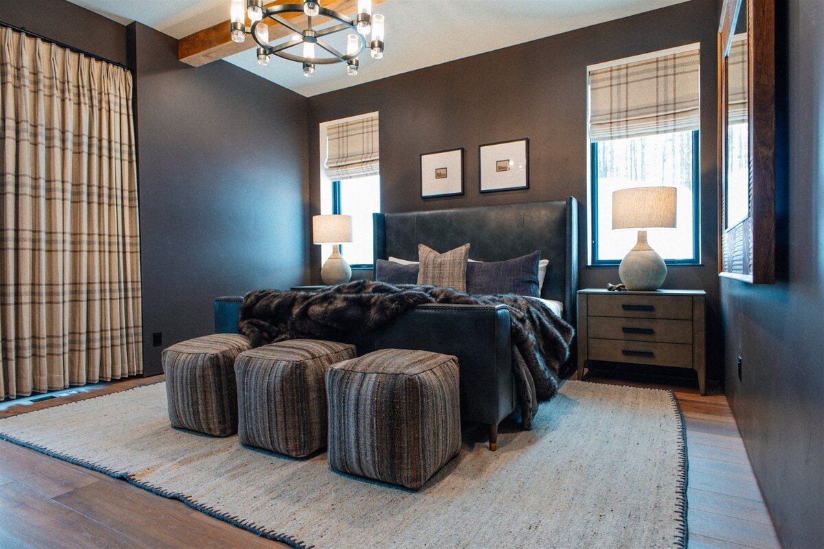 Luxury 2024 Whitefish Ski-in/Ski-out Home, Hot tub gallery image 2