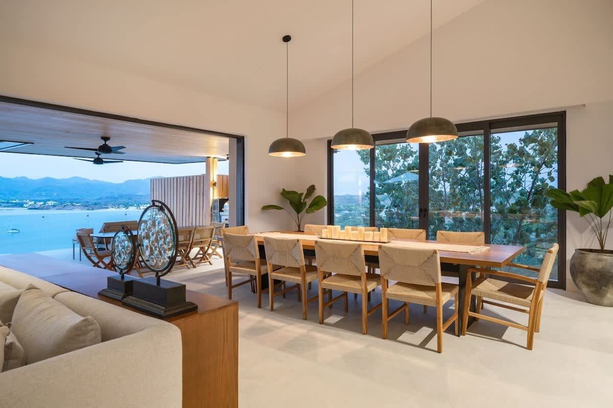 Outdoor Villa w/ Grill, Bar & Bay Views gallery image 5