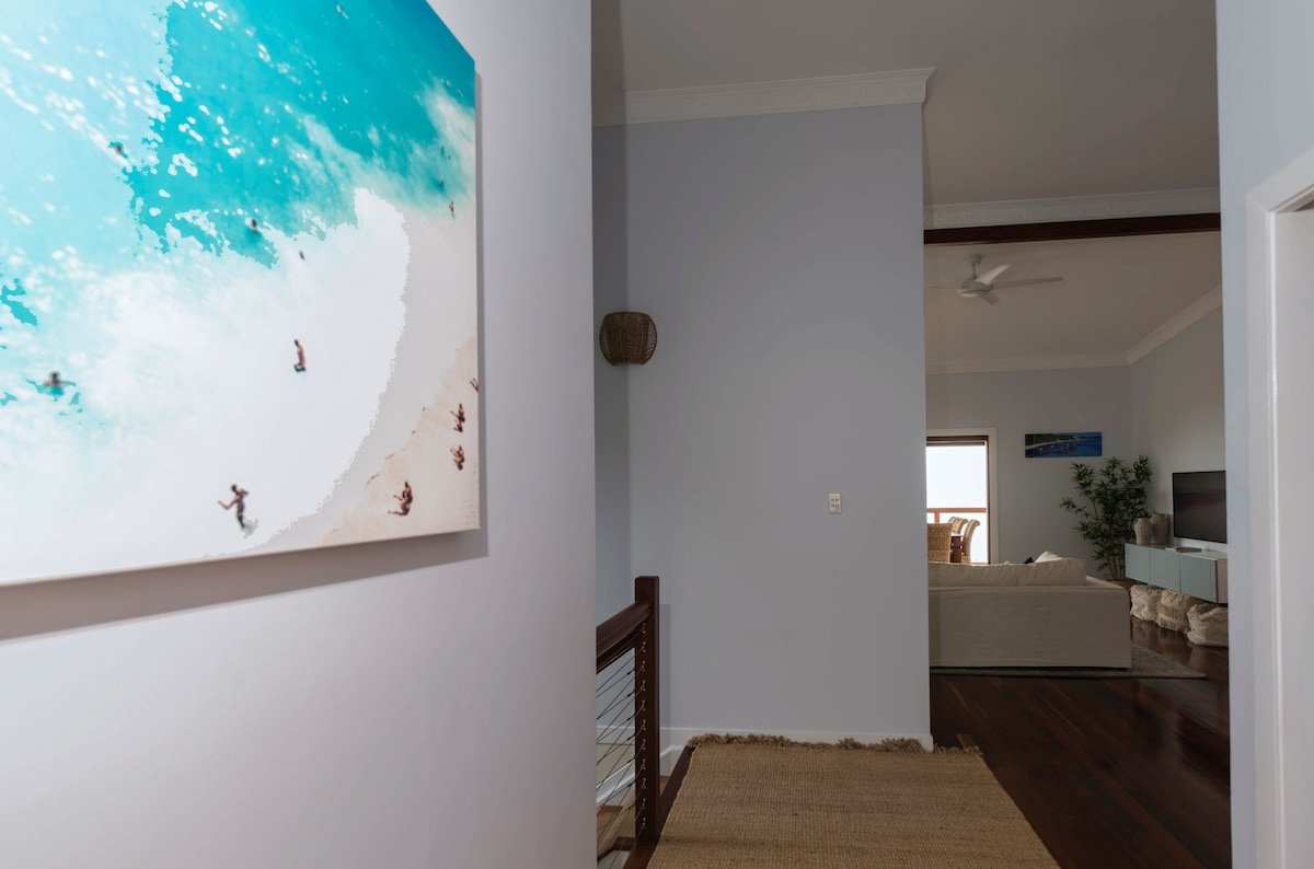 Banyandah Waters Beach House gallery image 3