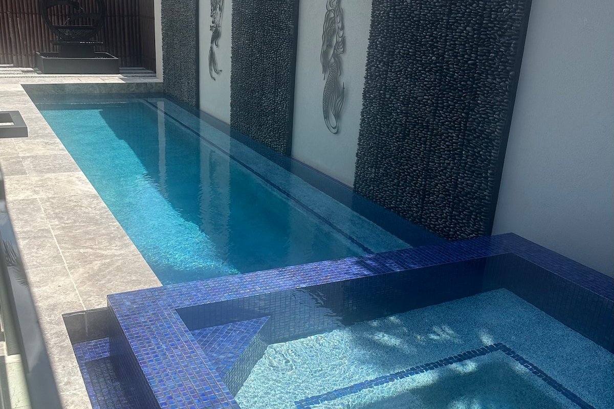 Prime Noosa River Luxury Private Heated Pool & Spa gallery image 2