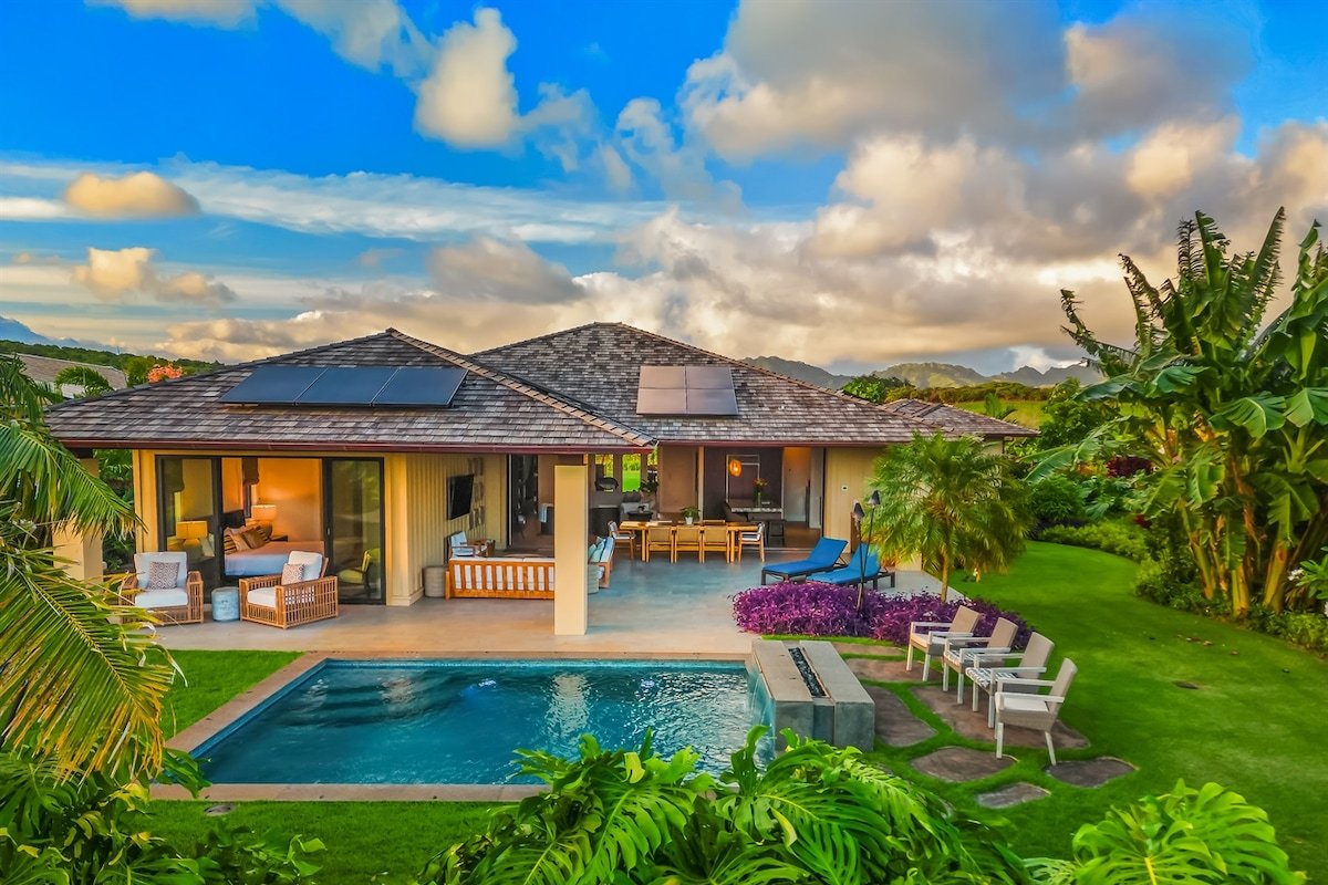 Maluhia Makai: Brand New Tropical Villa gallery image 3