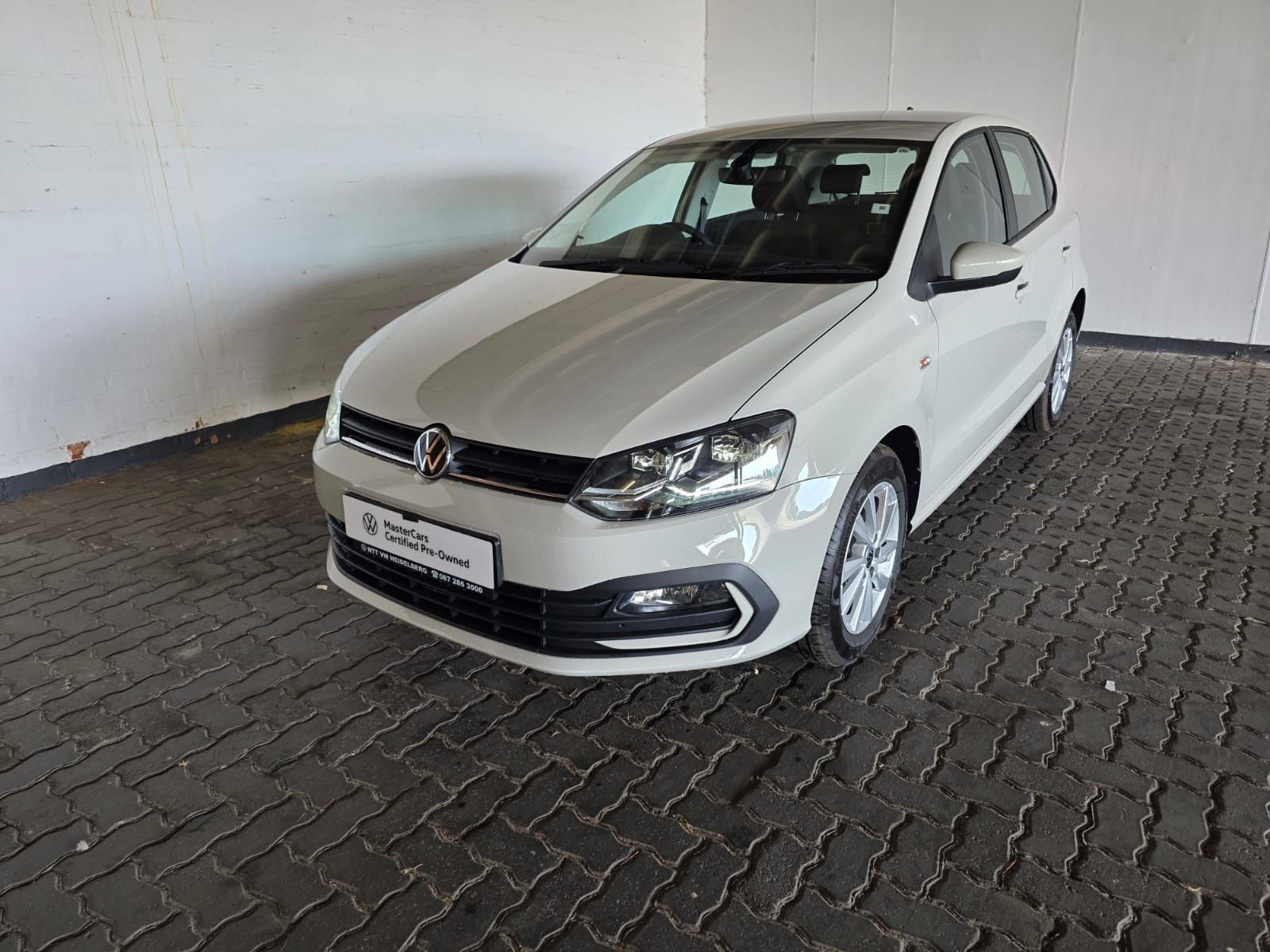 VOLKSWAGEN POLO VIVO 1.4 for Sale in South Africa