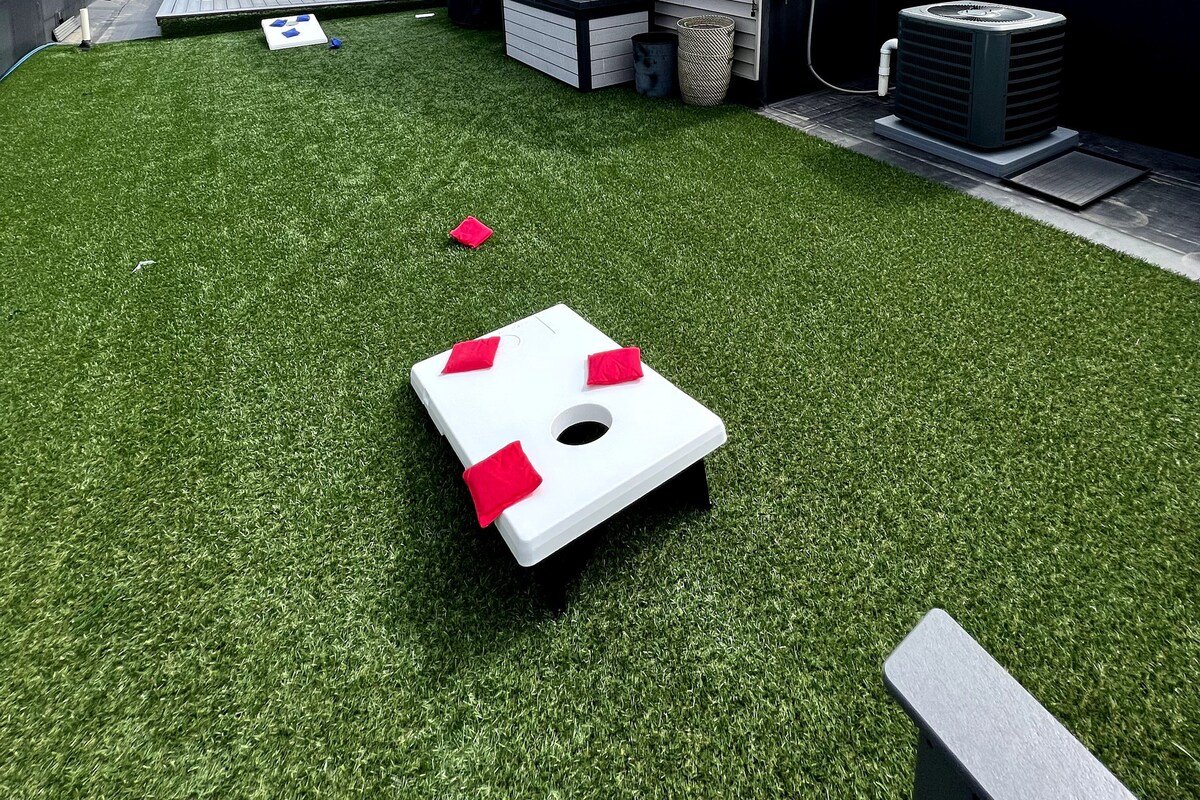 New 3BR Condo w/Rooftop Terrace & NYC Views gallery image 3