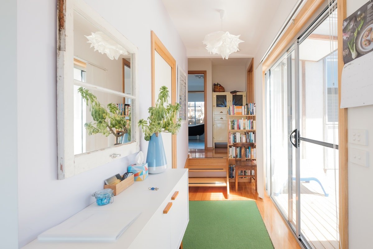 Awesome Beach House Bicheno gallery image 4