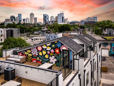 Luxury Group Getaway Near Broadway | Rooftop View