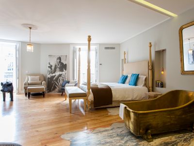 Marchesa de Bica Luxury Apartment – A safe home