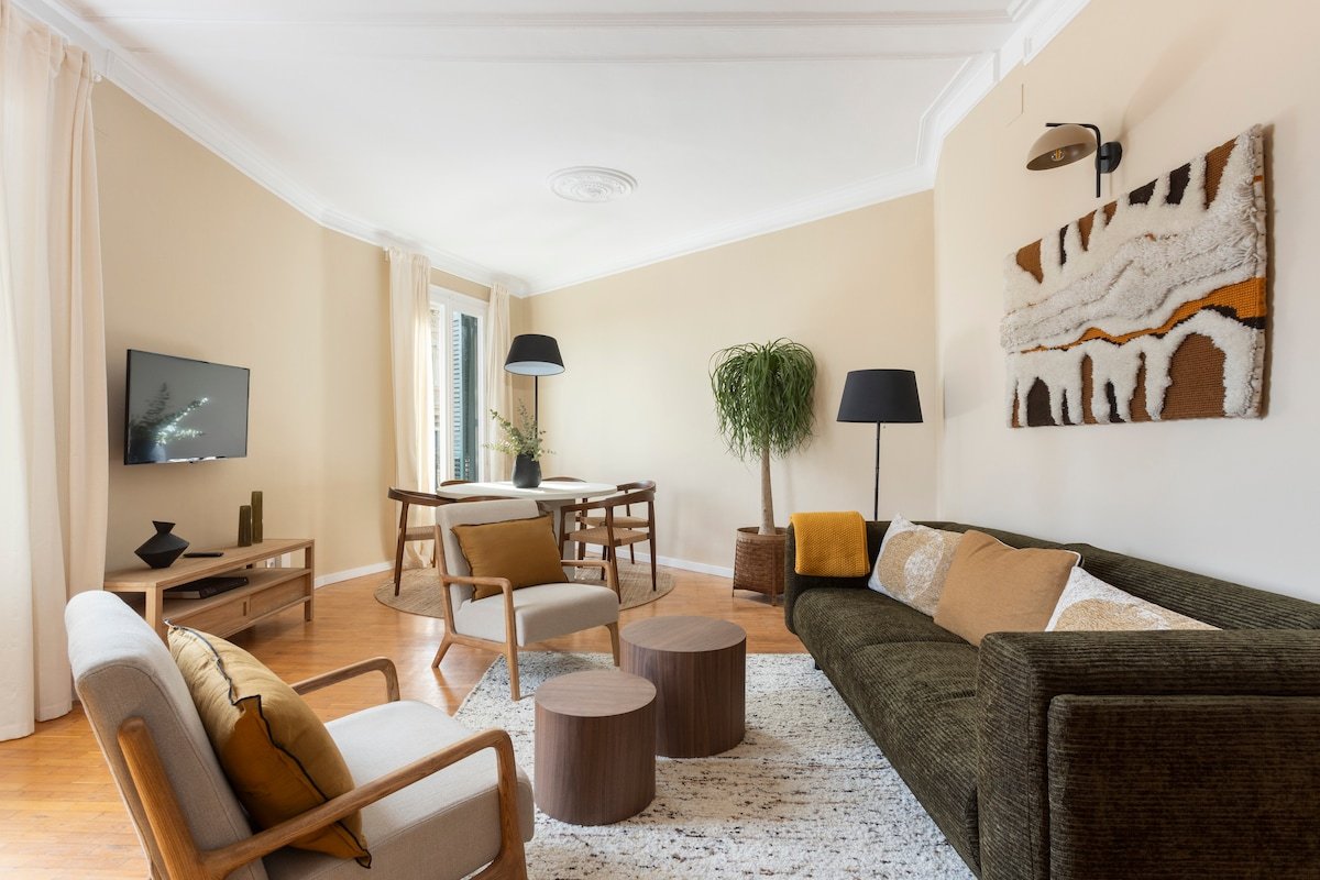 New Passeig Sant Joan apartment gallery image 3