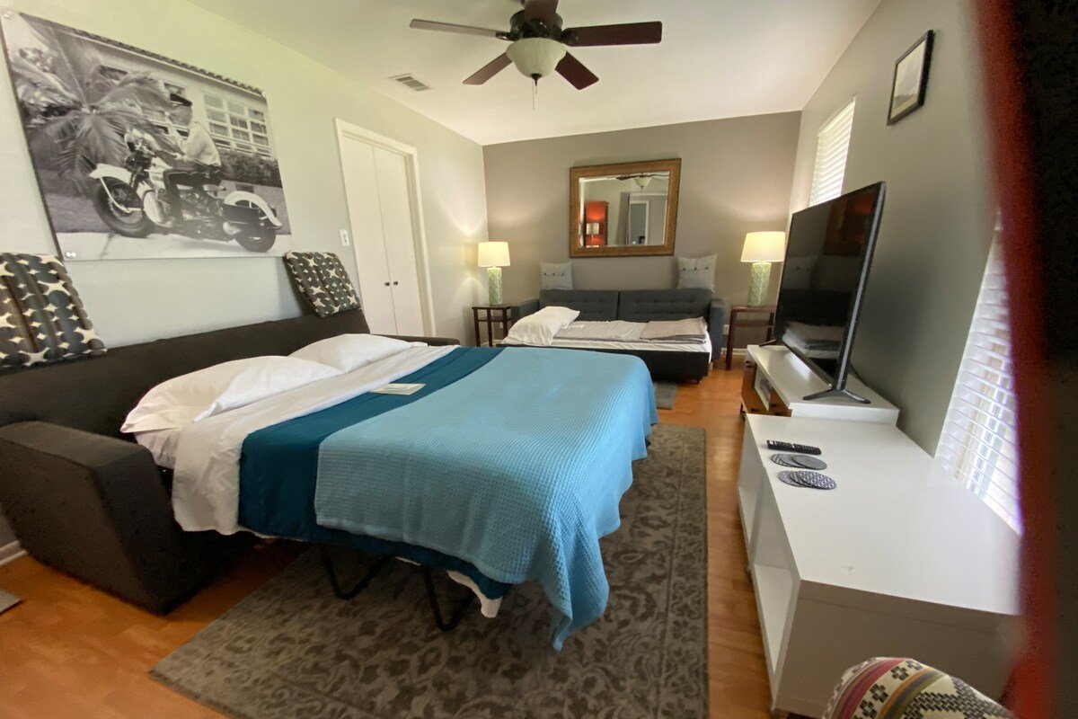 House on the Hill w/ Heated Pool gallery image 5