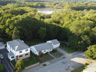 Extraordinary 2-level Oasis | 3 Kitchens | Grps-25