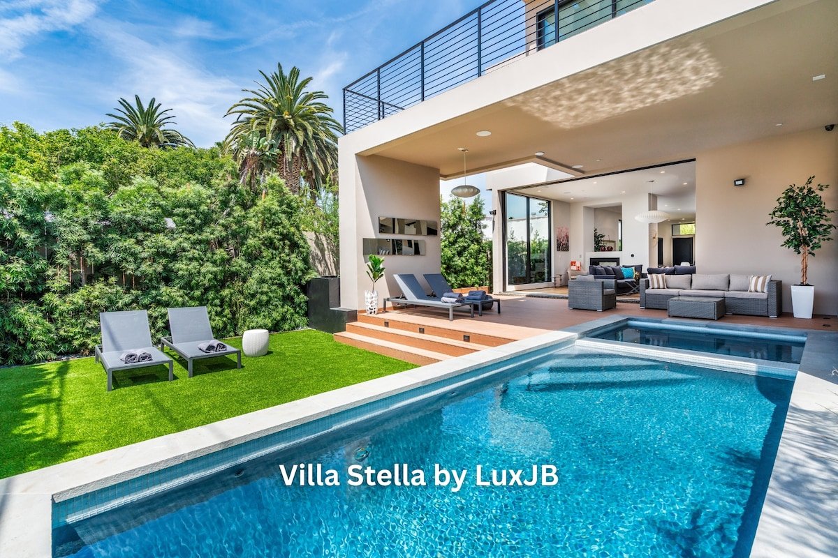 Villa Stella by LuxJB | Modern New Triplex in WeHo gallery image 2