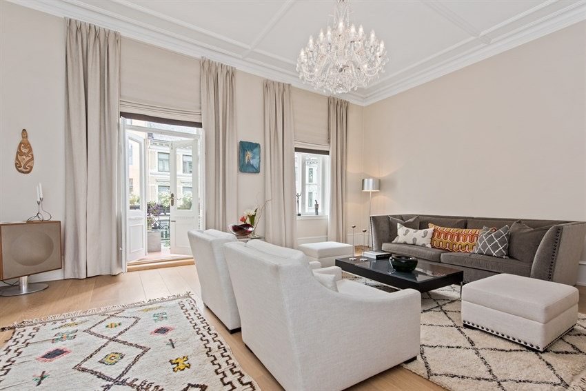 Beautiful apartment in the embassy area.