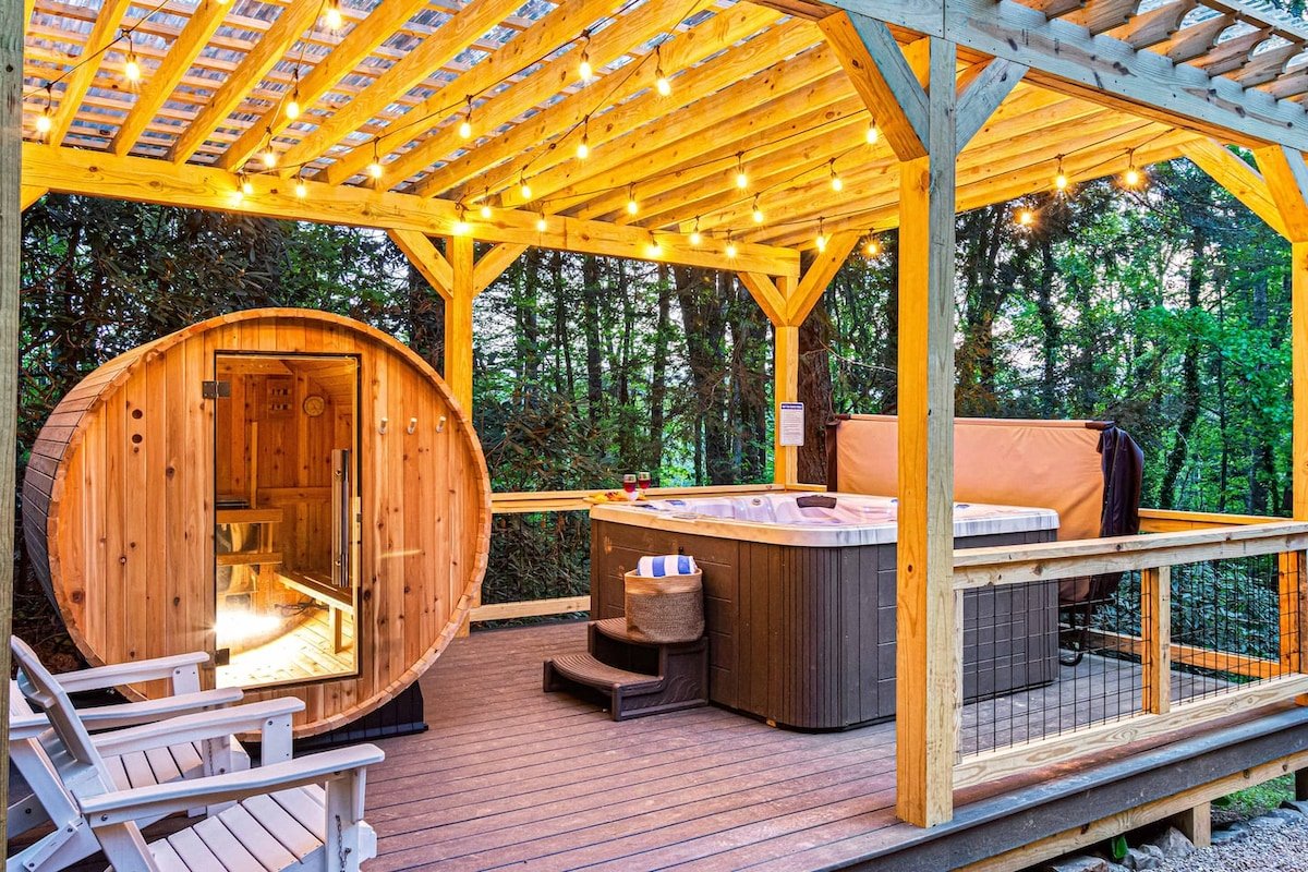 Lux Nature Villa: Games & Spa! gallery image 5