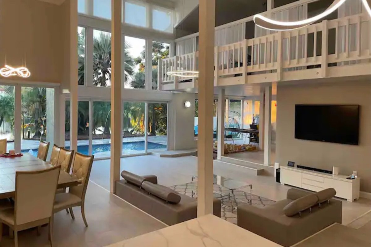 Paradise on the Lake close to Beaches & FLL