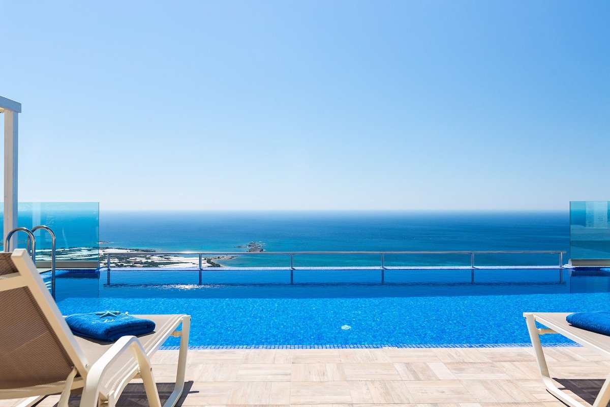 Jasmine Villa, 3 BD, 3 BD, private pool, sea views gallery image 2