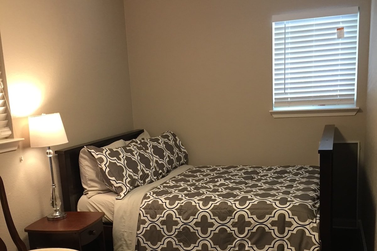 Downtown San Jose Megahouse gallery image 5