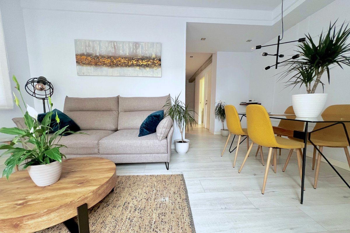 ♥︎ Gorgeous Central Apartment – Beachfront – 3 BD