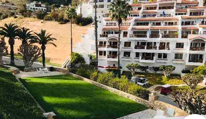 Hamilton Cove 2 Bedroom w/ golf cart and views gallery image 4