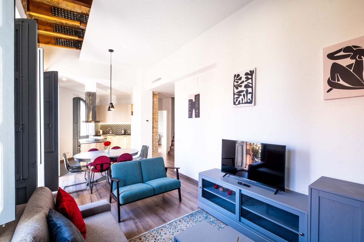 Spacious Penthouse with Massive Terrace gallery image 4