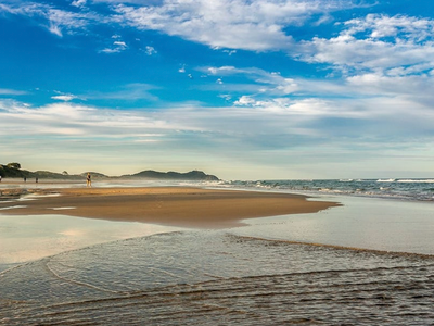 Beachfront Resort-Style Escape