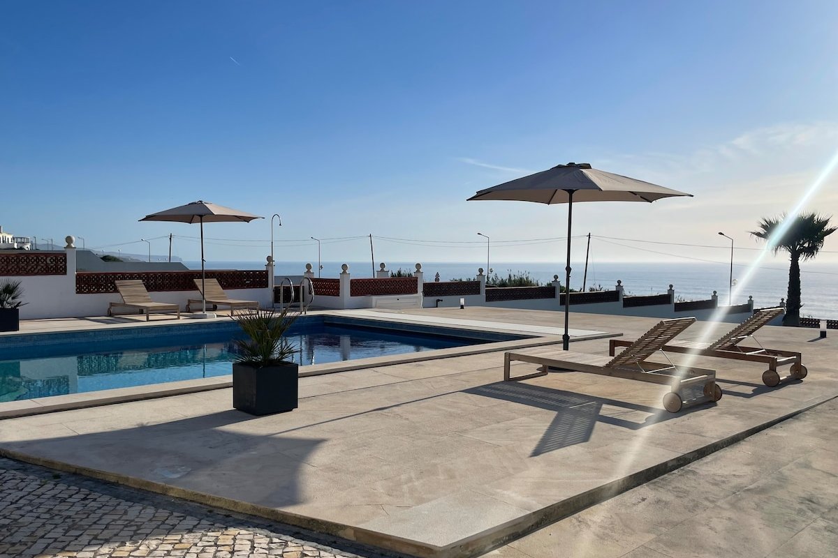 The Ocean- Beach front villa with amazing sunsets gallery image 3