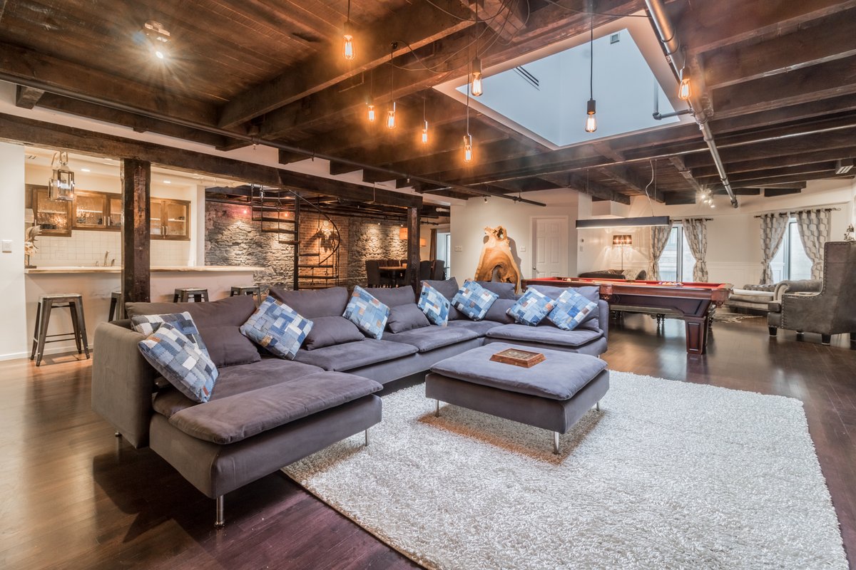 Mystical 2 Floor Penthouse Loft In Old Montreal