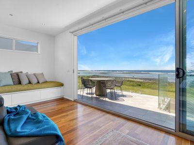 Moyan South Beach frontage