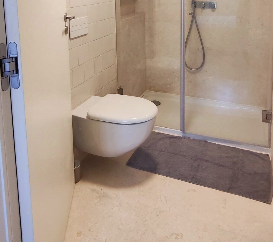 Modern apartament in Lisbon gallery image 5