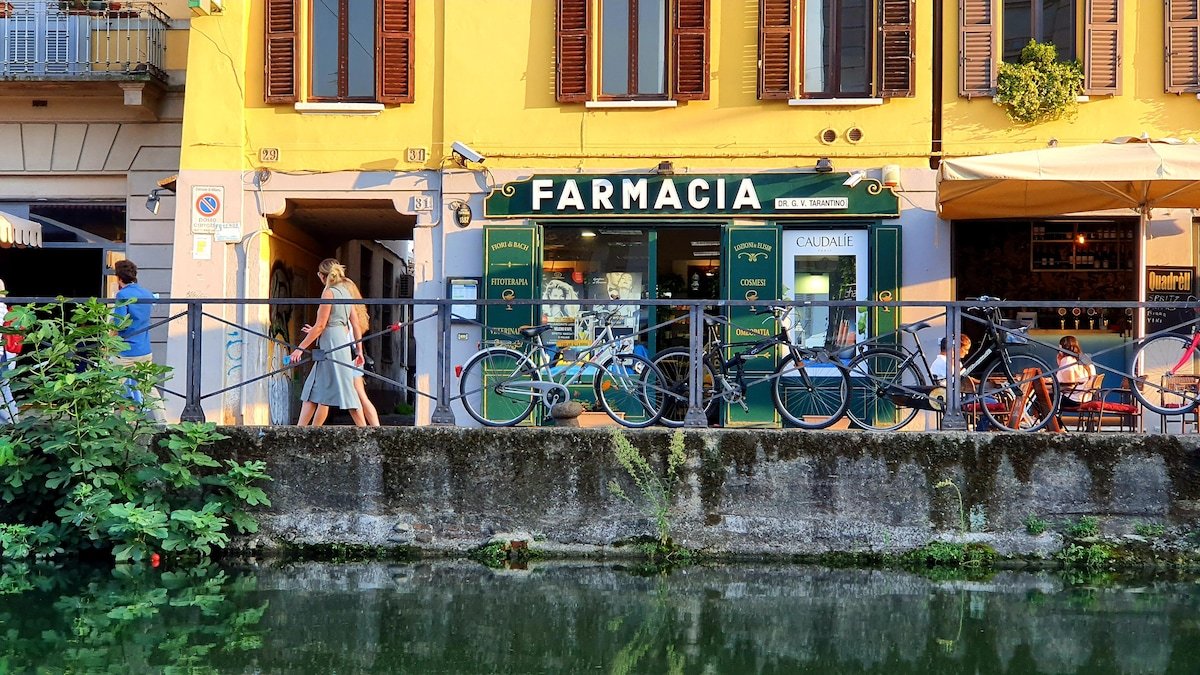 Boutique apartment with patio. Navigli experience gallery image 2