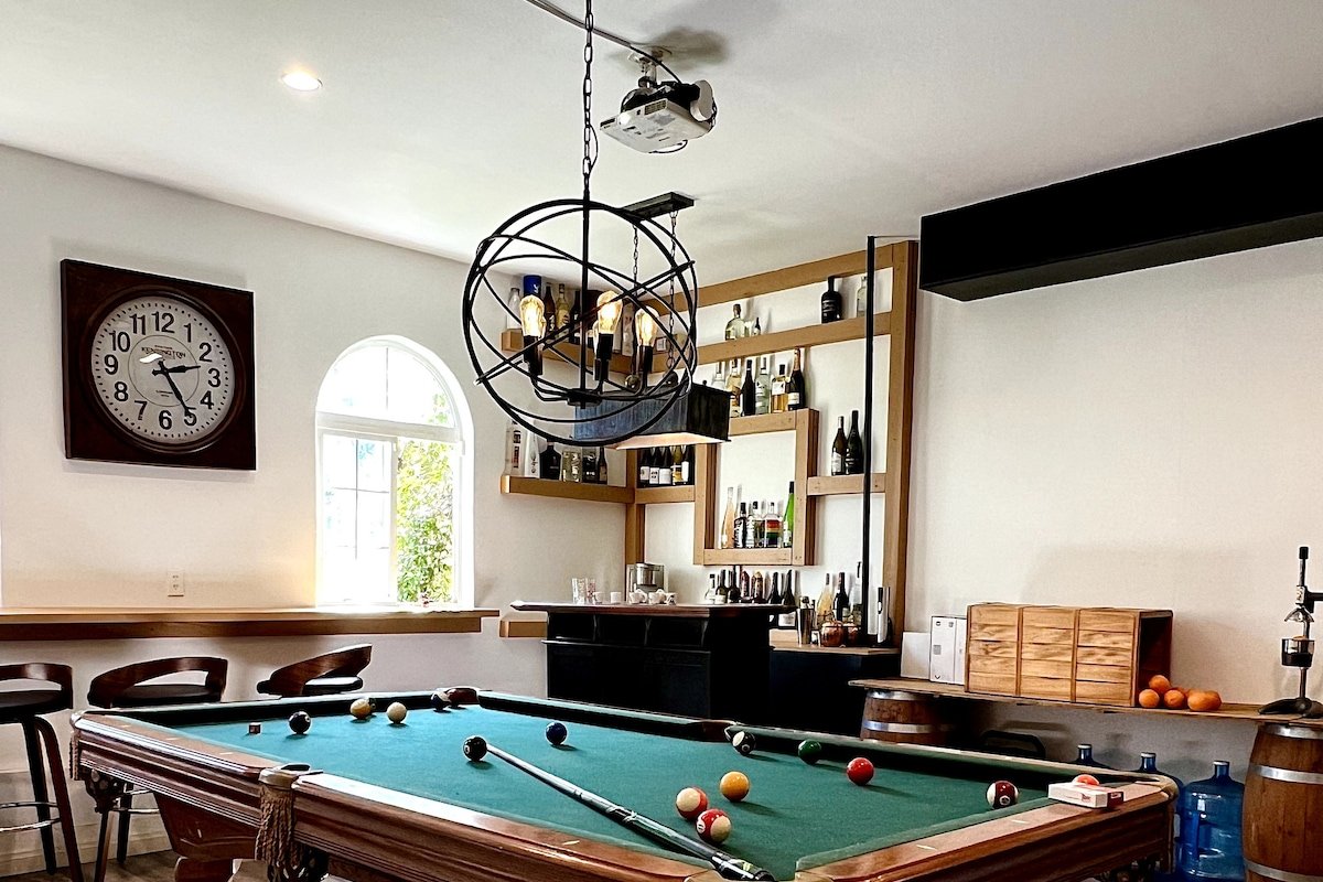 Mediterranean Villa- Pool Jacuzzi BBQ gallery image 5