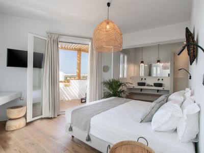 Exclusive Villa • Sea Views Naxos Ag. Anna Beach