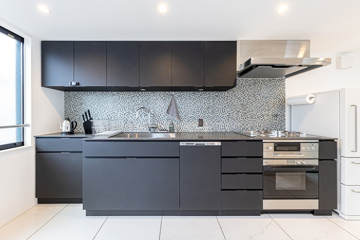 Stylish Stay in Yotsuya | Near Shinjuku gallery image 5