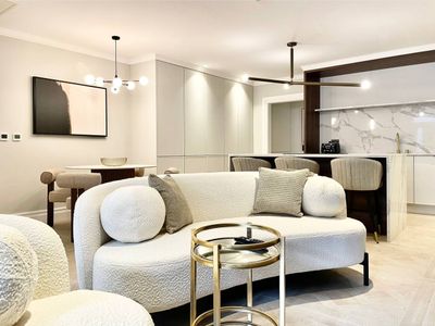 The Old Bank – Clifton