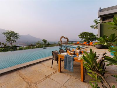 Antaraa – Earthy Luxury Nature Villa, Pet Freindly