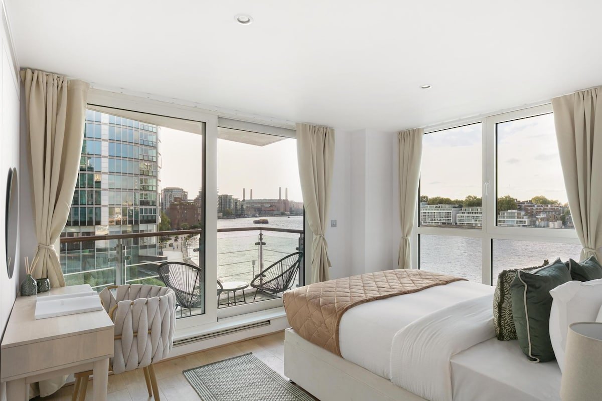 2 bed riverside flat with breath taking views gallery image 4