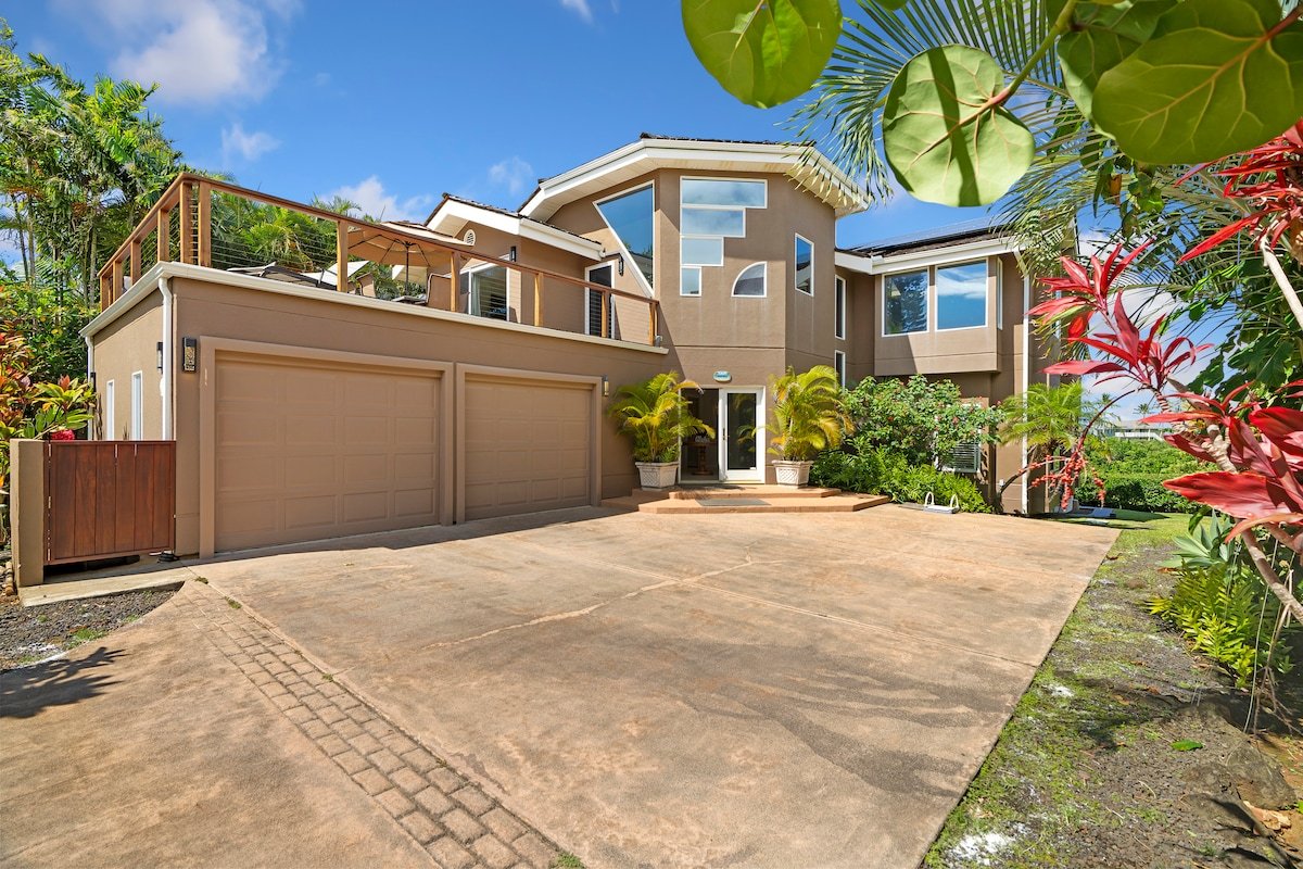 5 Bedroom House with Ocean Views on 3 Sides gallery image 4