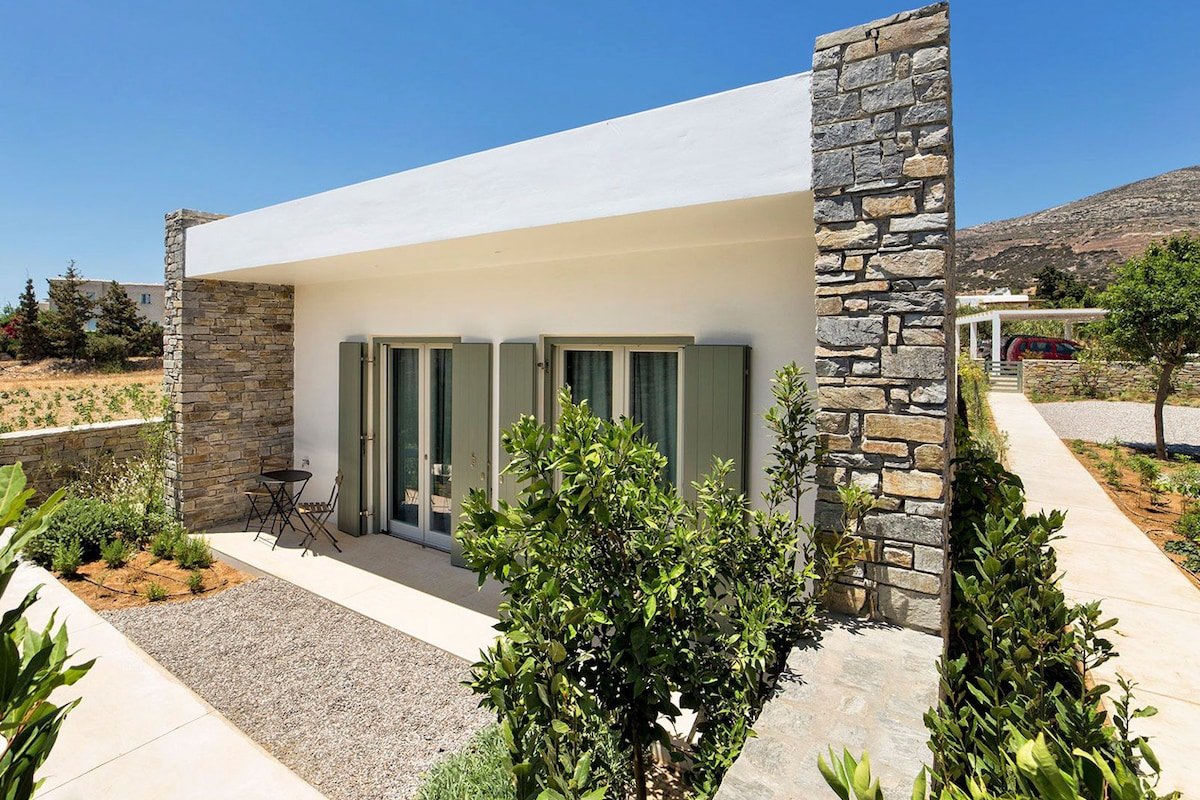 “Marina Two” by Aqualiving Villas gallery image 4