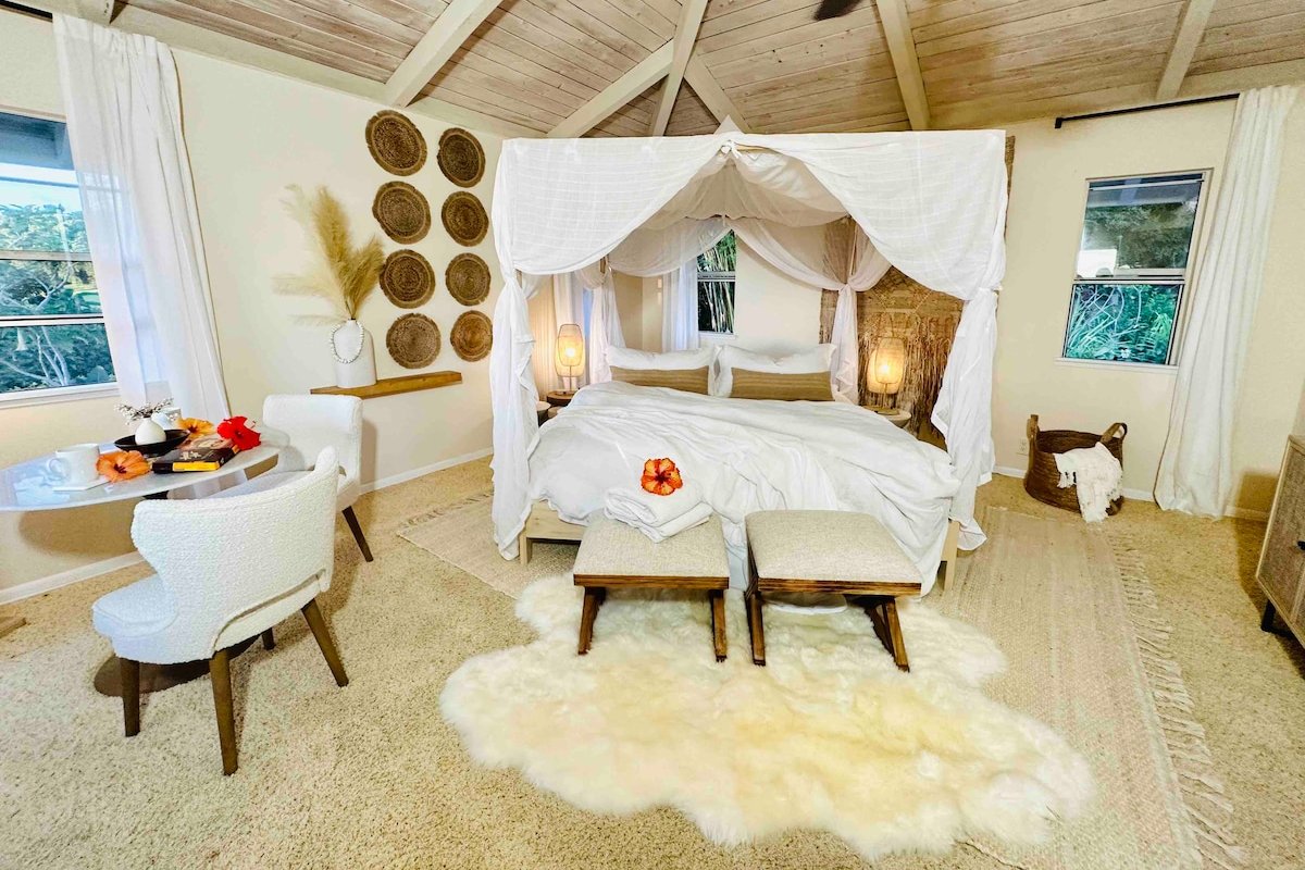 Holualoa Hideaway 15+ guests with guest cottage gallery image 4