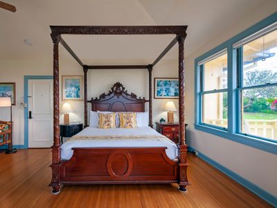 Beach House: 4 Bedrooms True Hawaiian Style