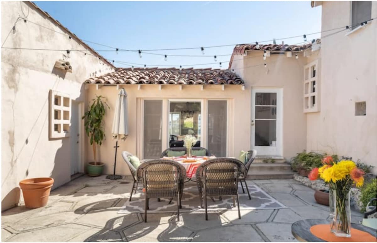 Hollywood Hills Prime Location | Sunset View gallery image 4