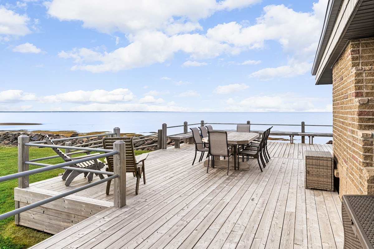 Ptit Paradis – Waterfront Oasis gallery image 5