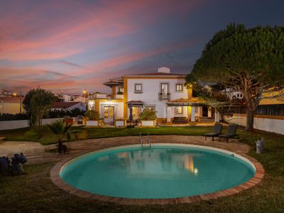 Writer’s Cottage – Luxury Home Inspiration