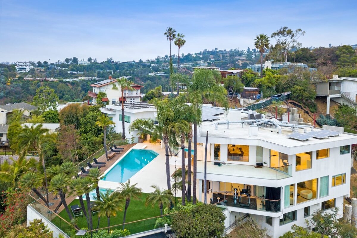 Jetliner by Stay Awhile Villas gallery image 3