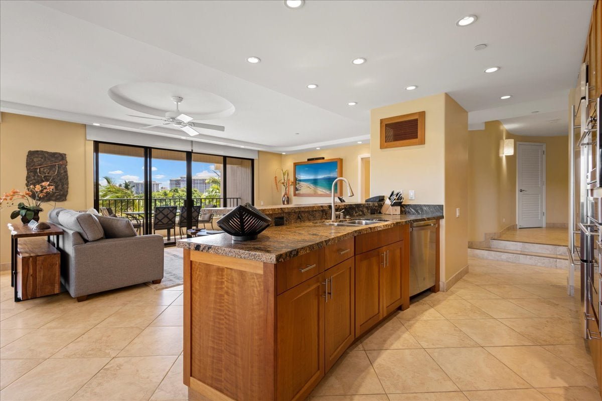 Maui Resort Rentals: Kaanapali Alii 465 gallery image 3