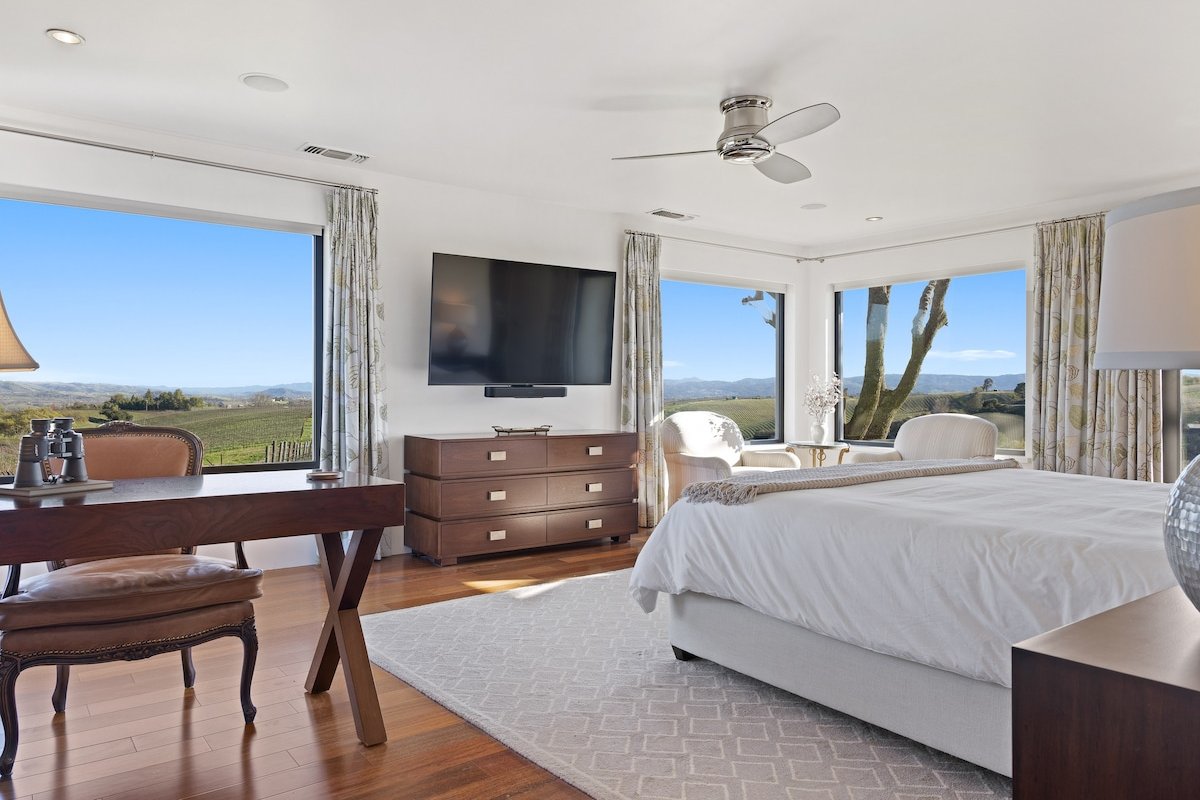 Wine Country Estate w/ Pool, Hot Tub + Firepit gallery image 3