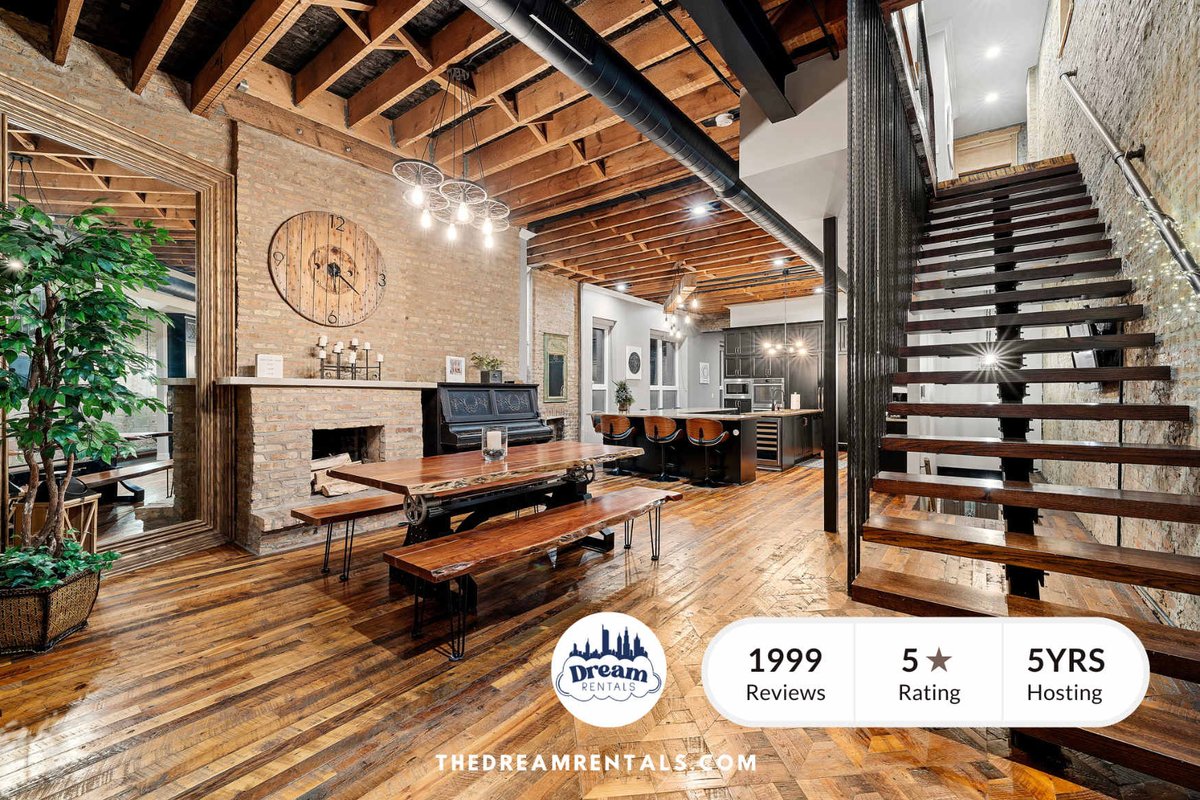 Chicago Mid-Century Gem with Rooftop Deck